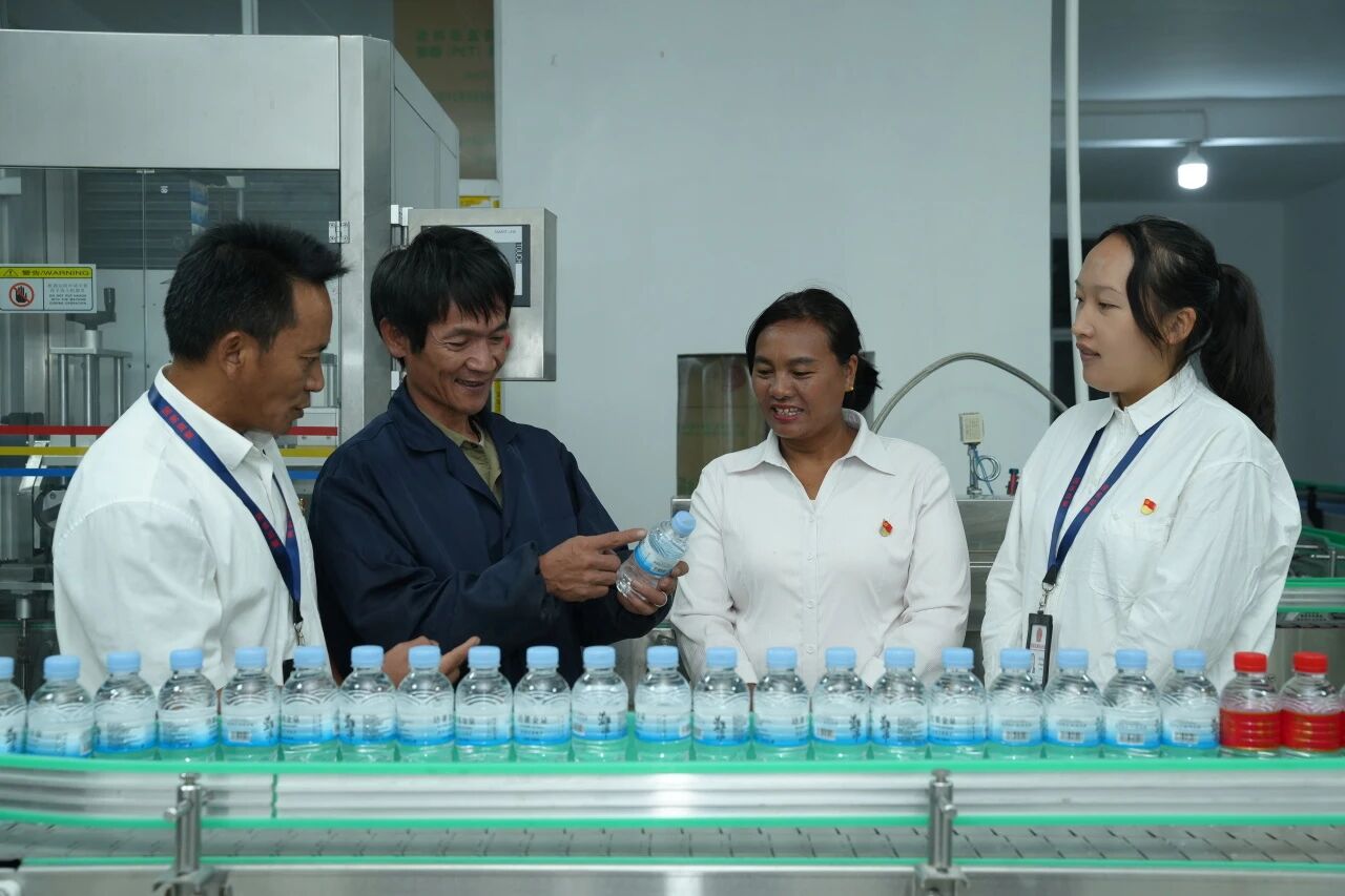 c44d4fafa04327e656773faf169d90af.jpg c44d4fafa04327e656773faf169d90af.jpg